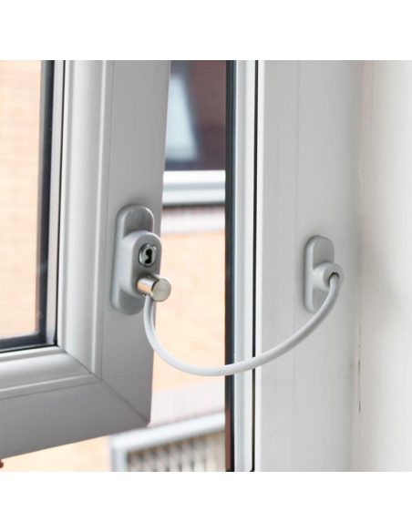 Seguro Universal para Ventanas y Puertas con Llave – Seguridad Bebé