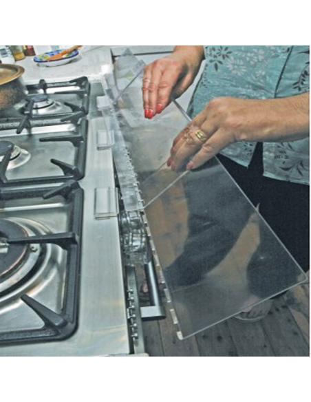 Barrera Cocina Transparente– Evita Quemaduras Infantiles | Segurbaby