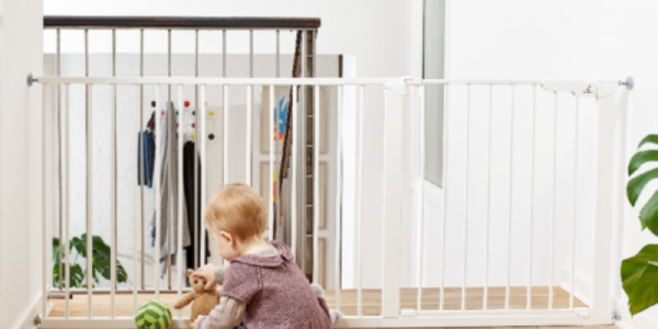 Guía práctica de barreras de seguridad para puertas y escaleras: ¿Cómo escoger la que mejor se adapta a mis necesidades?