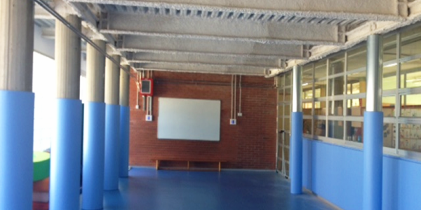 Protecciones acolchadas. Seguridad para tus alumnos, adaptables y vistosas para tu centro educativo.