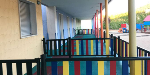 En qué aspectos de seguridad debes fijarte en la valla de tu escuela infantil