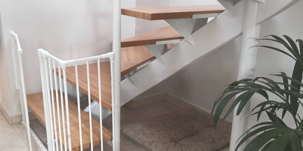 Garantizamos la seguridad infantil hasta en la escalera más difícil: Barreras personalizadas que se adaptan a tus necesidades