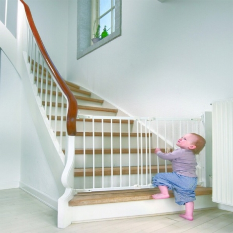 segurbaby.com, valla de seguridad, puertas para escaleras, barrera de seguridad, barrera escalera niños, barrera de seguridad para escaleras, barandilla escalera niños, barrera seguridad escalera, valla seguridad escalera, seguridad infantil,