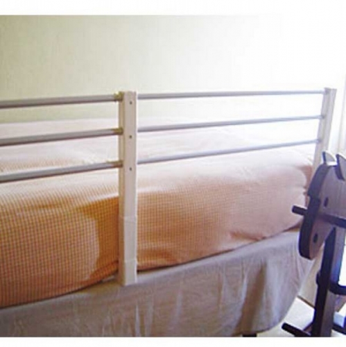 Crea una barrera infantil desmontable para la cama con PVC fácilmente DIY  