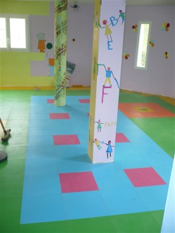 segurbaby.com, losas de vinilo, suelo vinilico infantil, suelos de vinilo, suelo infantil, suelo para bebés, pavimento guardería, suelo de goma para niños, seguridad infantil, equipamiento guardería,