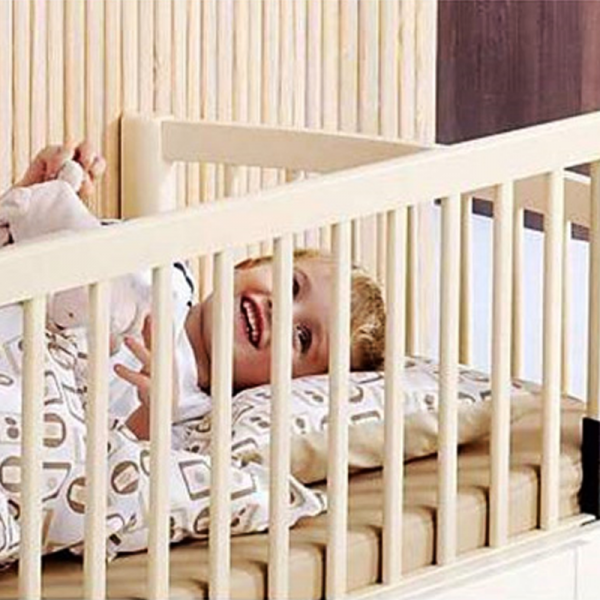 Baby Dan MultiDan Barrera de seguridad para niños 60,5 a 102 cm madera  natural blanco 
