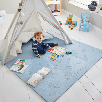 Alfombra de juegos celeste LÜ BABYMATS