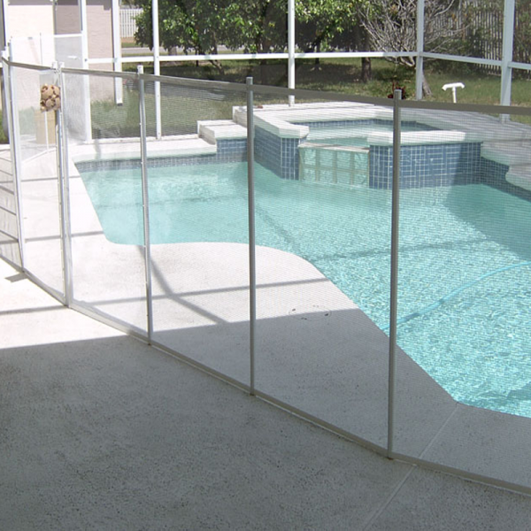 Vallas de seguridad para piscinas y jardines (Análisis) – La Web de las  Piscinas ®✔️